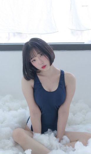 小女孩吃小男孩困巴_720手机在线看